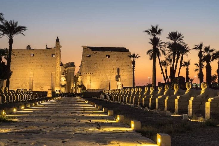Cairo One Day Trip by Flight from Luxor - الصورة 9
